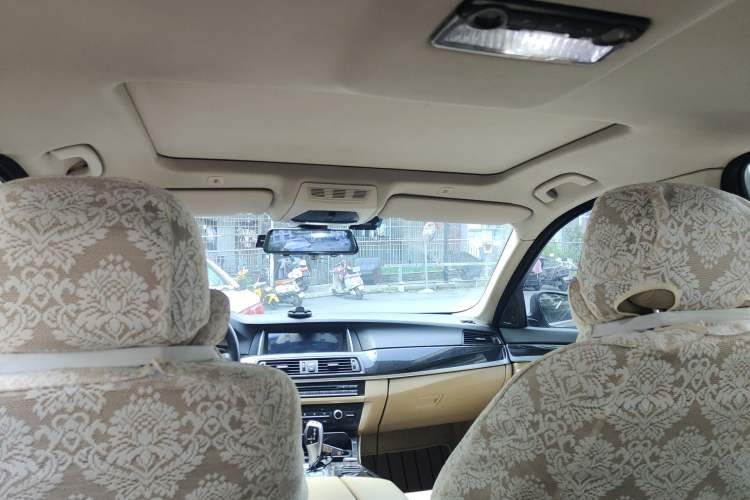 Used BMW 5 Series 2013 520Li Elegant Edition Headliner