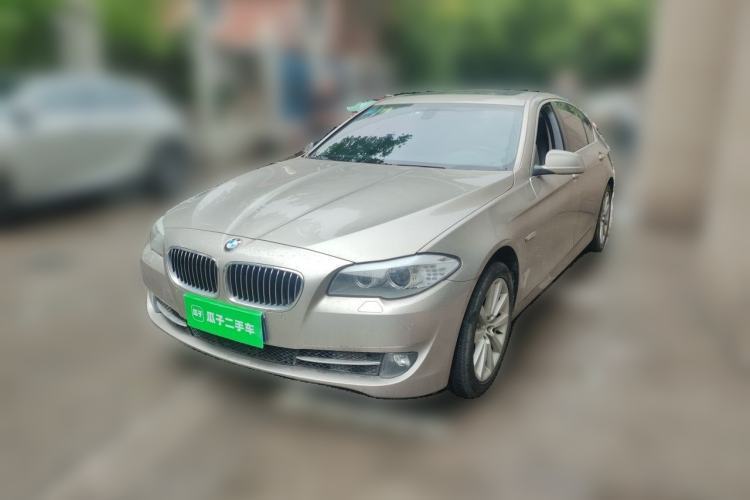 Used BMW 5 Series 2013 530Li Leading Model Guazi used car, China used car export, Used car for sale, Used cars, Cheapest cars for sale