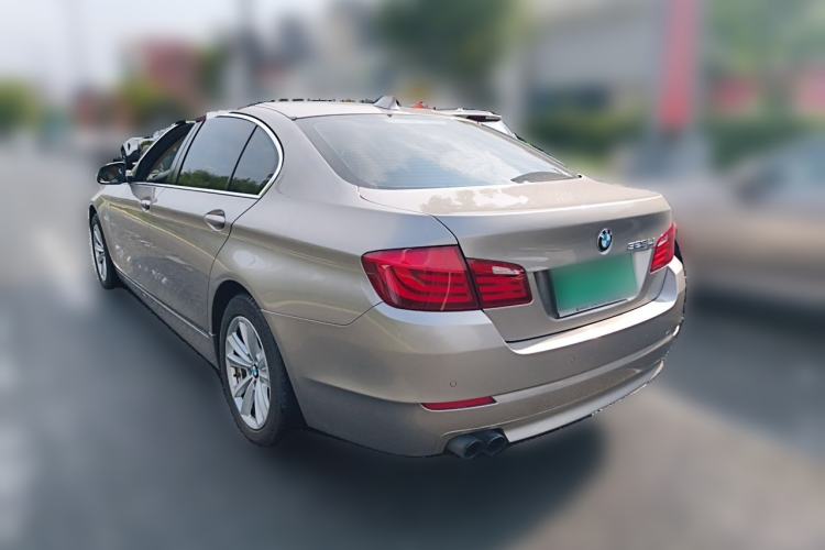 Used BMW 5 Series 2013 520Li Elegant Edition Rear Left 45 Deg