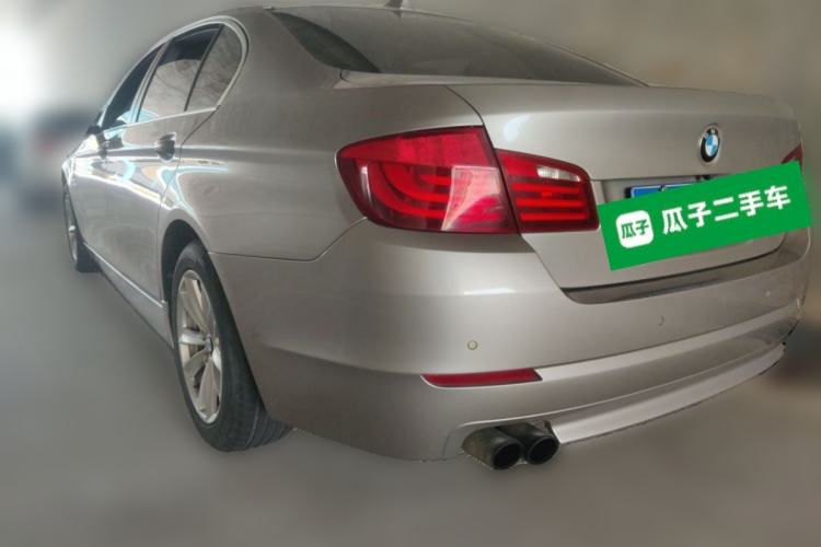 Used BMW 5 Series 2013 525Li Leading Model Rear Left 45 Deg