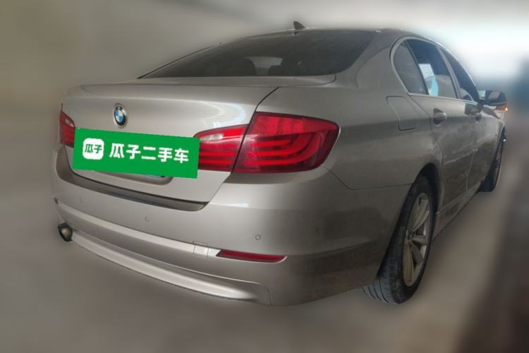 Used BMW 5 Series 2013 525Li Leading Model Rear Right 45 Deg