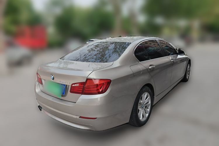 Used BMW 5 Series 2013 520Li Elegant Edition Rear Right 45 Deg