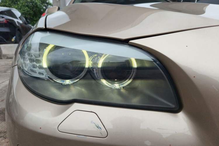Used BMW 5 Series 2013 520Li Elegant Edition Right Front Headlight