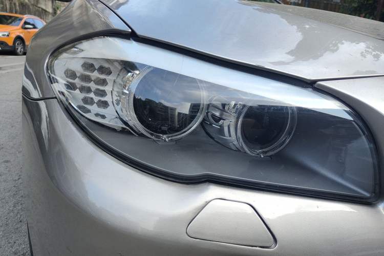 Used BMW 5 Series 2013 520Li Elegant Edition Right Front Headlight