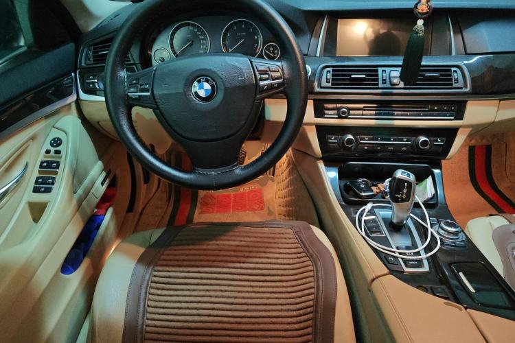 Used BMW 5 Series 2013 525Li Leading Model Steering Wheel