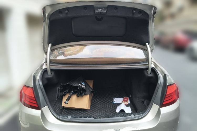 Used BMW 5 Series 2013 525Li Luxury Model Trunk