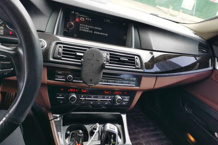 Used BMW 5 Series 2014 528Li Leading Model Audio And AC Panel