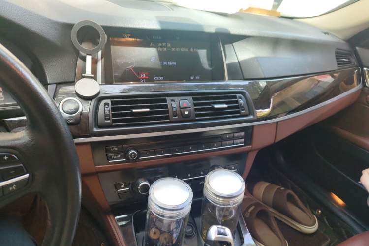 Used BMW 5 Series 2014 525Li Leading Model Audio And AC Panel