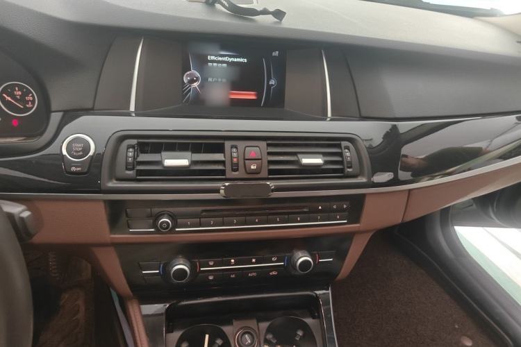 Used BMW 5 Series 2014 520Li Elegant Model Audio And AC Panel
