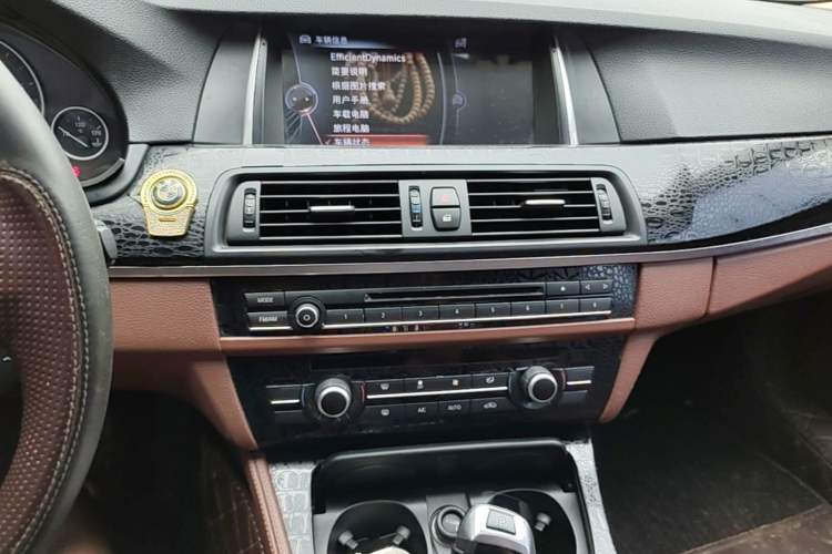 Used BMW 5 Series 2014 520Li Elegant Model Audio And AC Panel