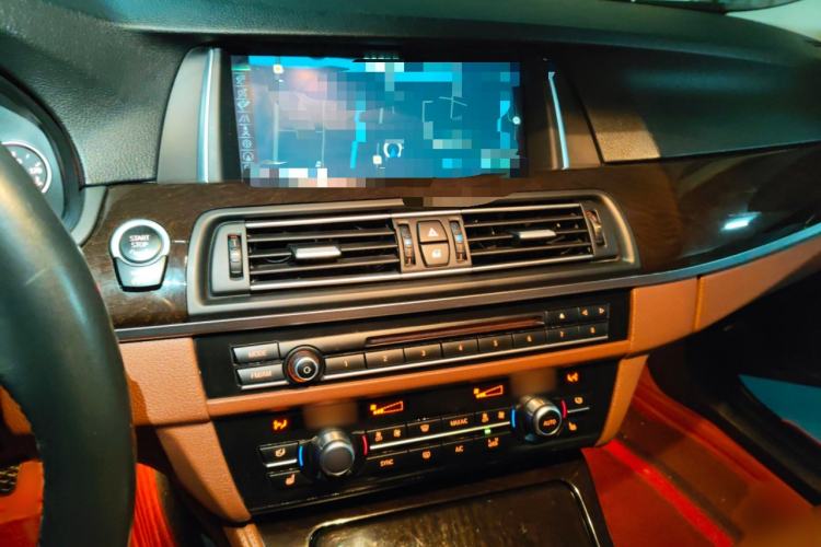 Used BMW 5 Series 2014 528Li Leading Model Audio And AC Panel