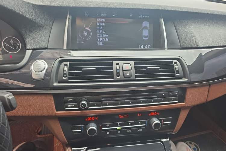 Used BMW 5 Series 2014 520Li Elegant Model Audio And AC Panel