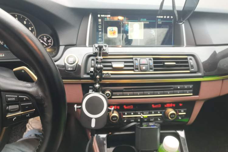 Used BMW 5 Series 2014 535Li Leading Model Audio And AC Panel