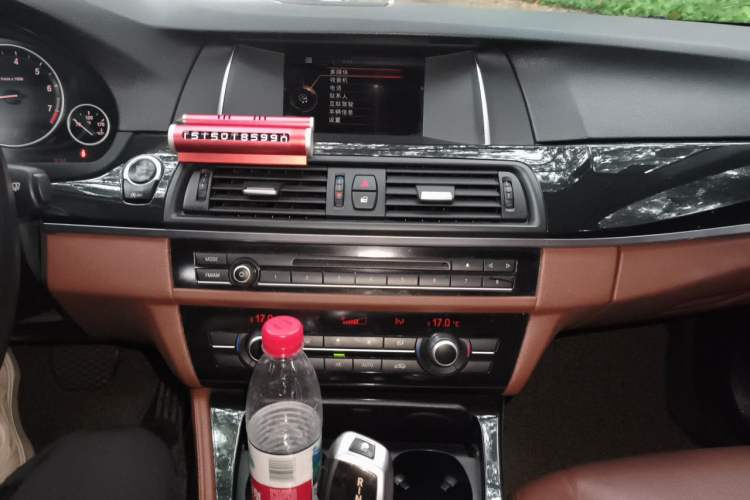 Used BMW 5 Series 2014 520Li Elegant Model Audio And AC Panel