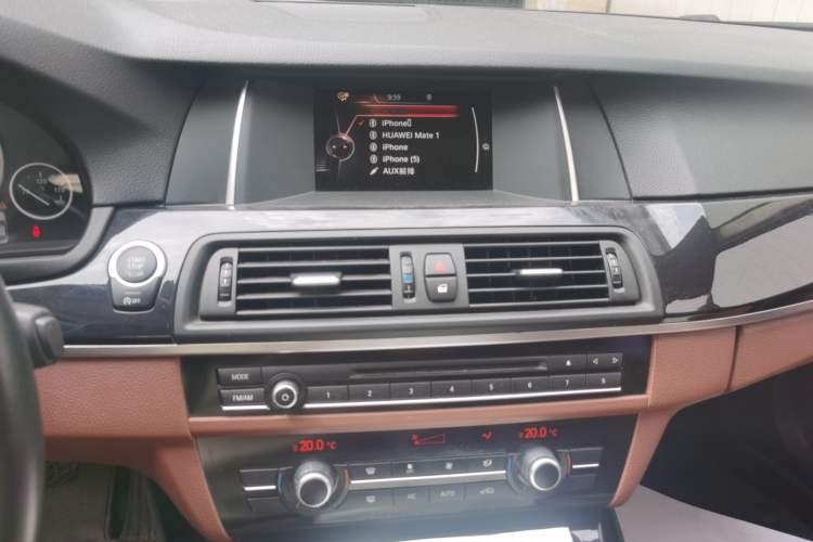 Used BMW 5 Series 2014 520Li Elegant Model Audio And AC Panel