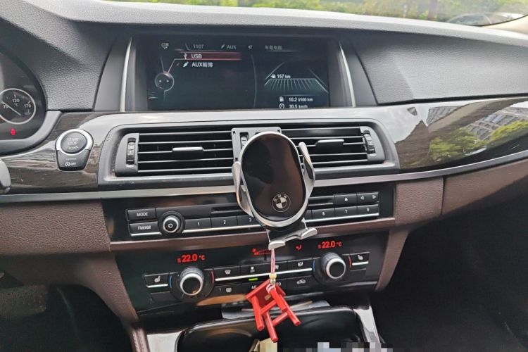 Used BMW 5 Series 2014 525Li Luxury Design Package Audio And AC Panel