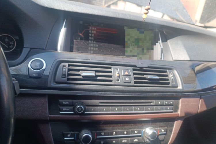 Used BMW 5 Series 2014 525Li Luxury Design Package Audio And AC Panel