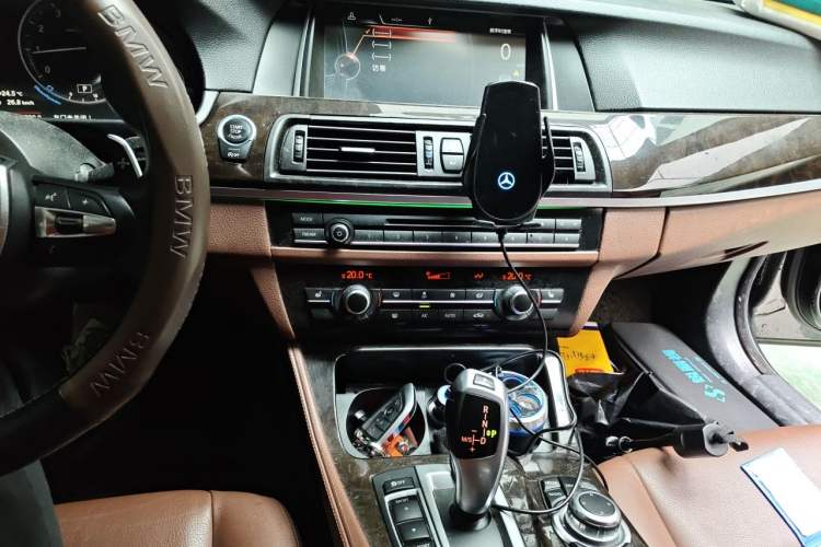 Used BMW 5 Series 2014 525Li Leading Model Audio And AC Panel
