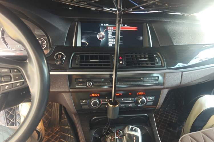 Used BMW 5 Series 2014 525Li Luxury Design Package Audio And AC Panel