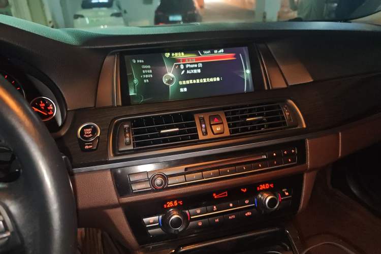 Used BMW 5 Series 2014 525Li Luxury Design Package Audio And AC Panel