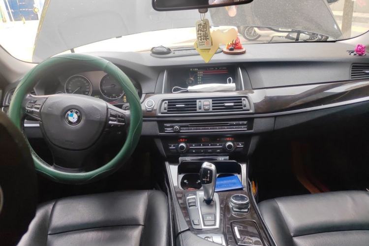 Used BMW 5 Series 2014 530Li Leading Model Center Console