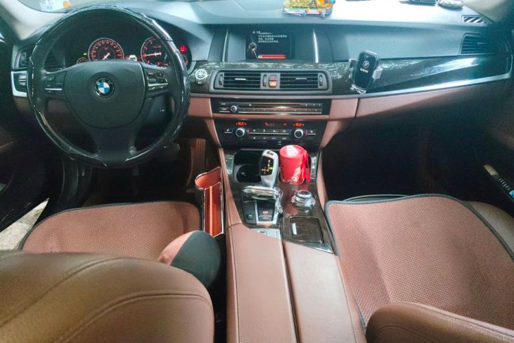 Used BMW 5 Series 2014 525Li Leading Model Center Console