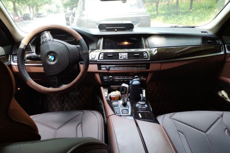 Used BMW 5 Series 2014 525Li Leading Model Center Console