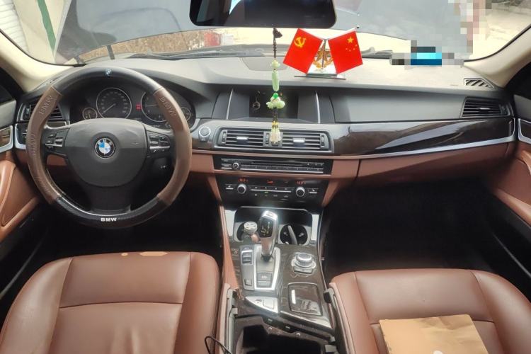 Used BMW 5 Series 2014 525Li Leading Model Center Console