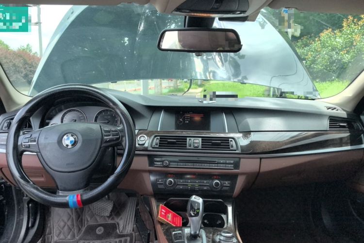 Used BMW 5 Series 2014 525Li Leading Model Center Console
