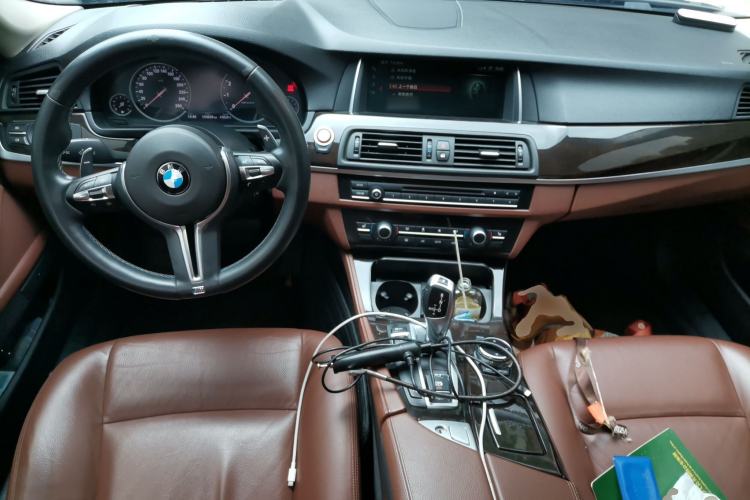 Used BMW 5 Series 2014 530Li Leading Model Center Console