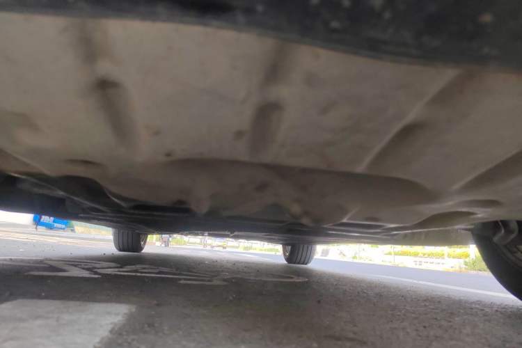 Used BMW 5 Series 2014 530Li Leading Model Chassis Front