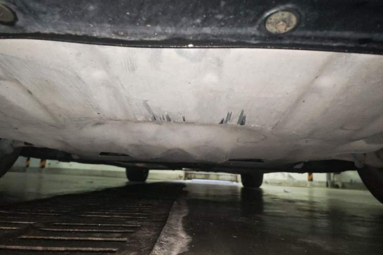 Used BMW 5 Series 2014 525Li Luxury Design Package Chassis Front