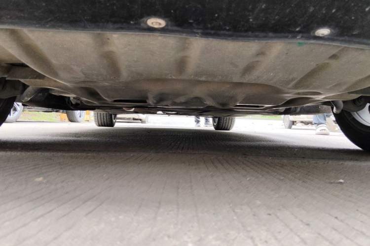 Used BMW 5 Series 2014 525Li Luxury Design Package Chassis Front