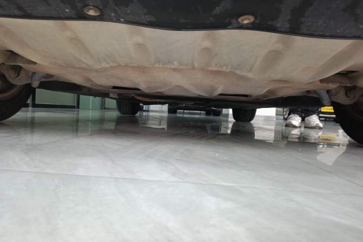 Used BMW 5 Series 2014 520i Elegant Edition Chassis Front