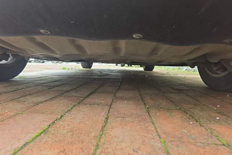 Used BMW 5 Series 2014 520Li Elegant Model Chassis Front