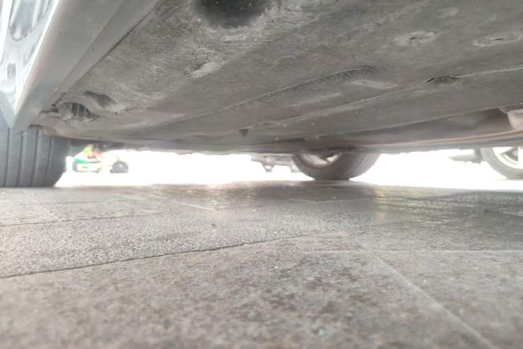 Used BMW 5 Series 2014 535Li Leading Model Chassis Front Left