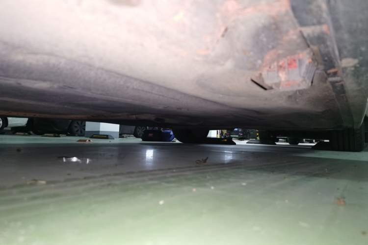 Used BMW 5 Series 2014 525Li Luxury Design Package Chassis Front Left