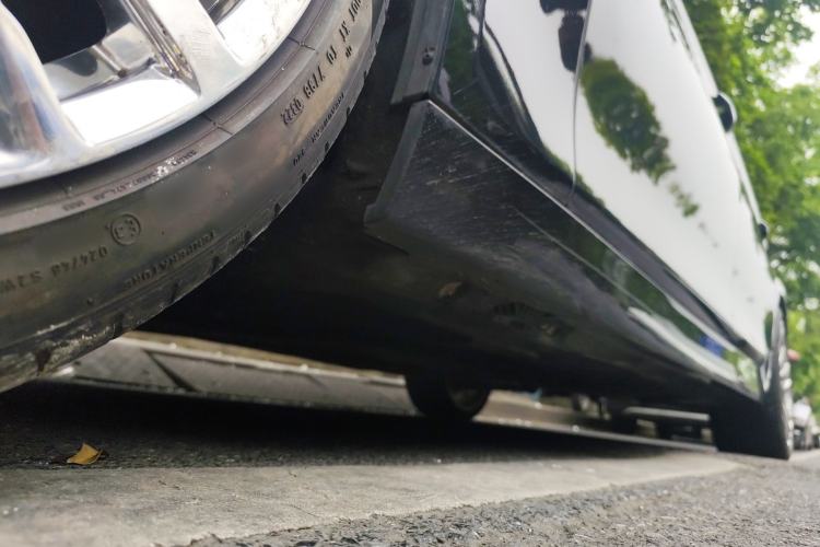Used BMW 5 Series 2014 525Li Luxury Design Package Chassis Front Left