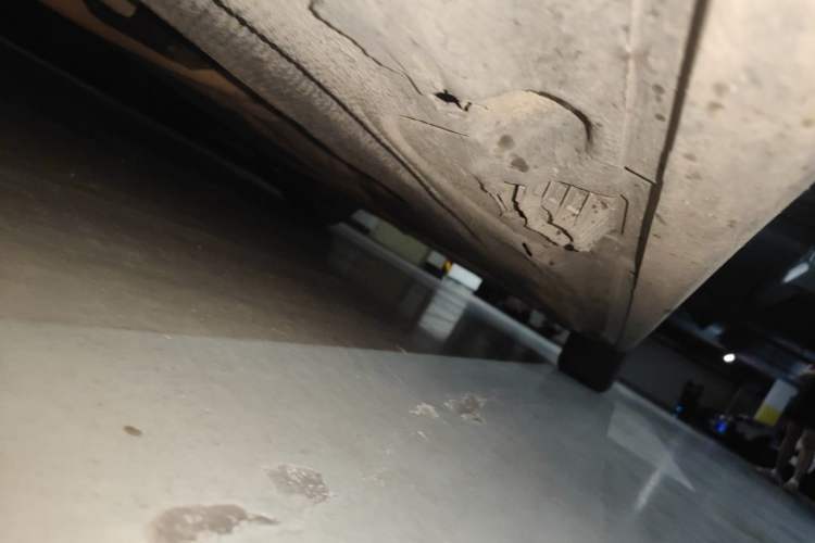 Used BMW 5 Series 2014 520Li Elegant Model Chassis Front Left