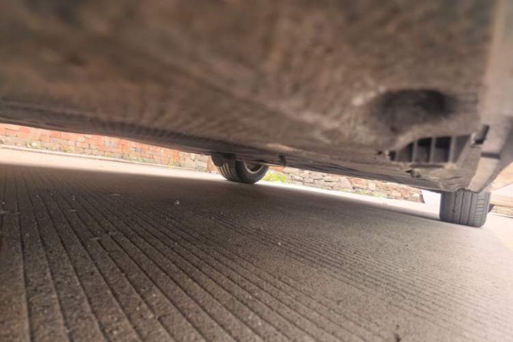 Used BMW 5 Series 2014 520Li Elegant Model Chassis Front Left