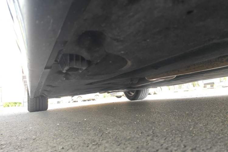 Used BMW 5 Series 2014 520Li Elegant Model Chassis Front Right