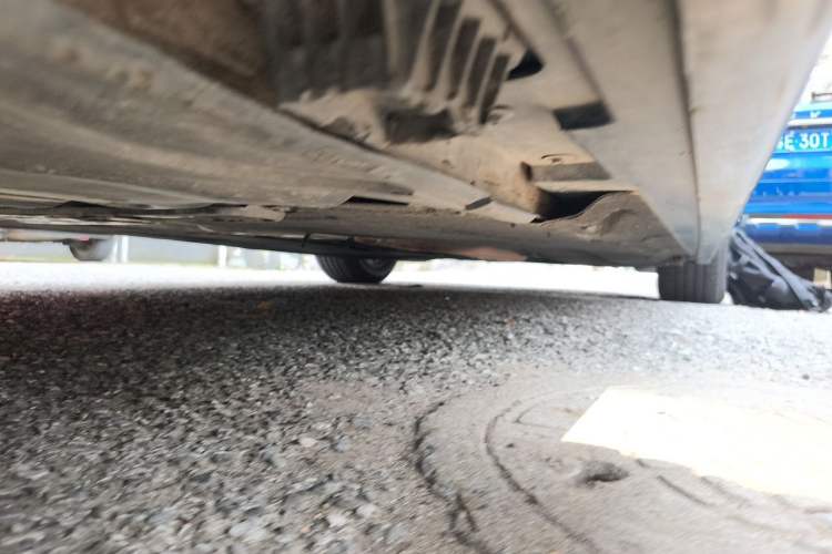 Used BMW 5 Series 2014 520Li Elegant Model Chassis Front Right