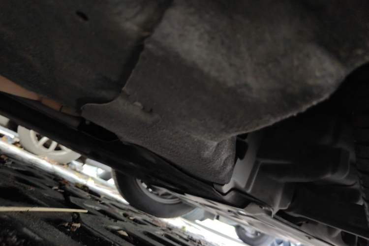 Used BMW 5 Series 2014 525Li Leading Model Chassis Front Right
