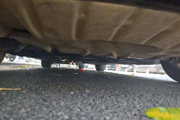 Used BMW 5 Series 2014 520Li Elegant Model Chassis Front