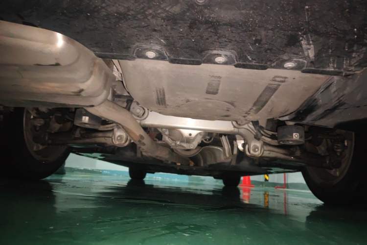 Used BMW 5 Series 2014 525Li Leading Model Chassis Rear