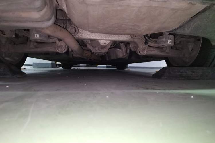 Used BMW 5 Series 2014 525Li Luxury Design Package Chassis Rear
