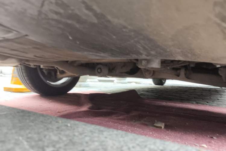 Used BMW 5 Series 2014 520Li Elegant Model Chassis Rear Left
