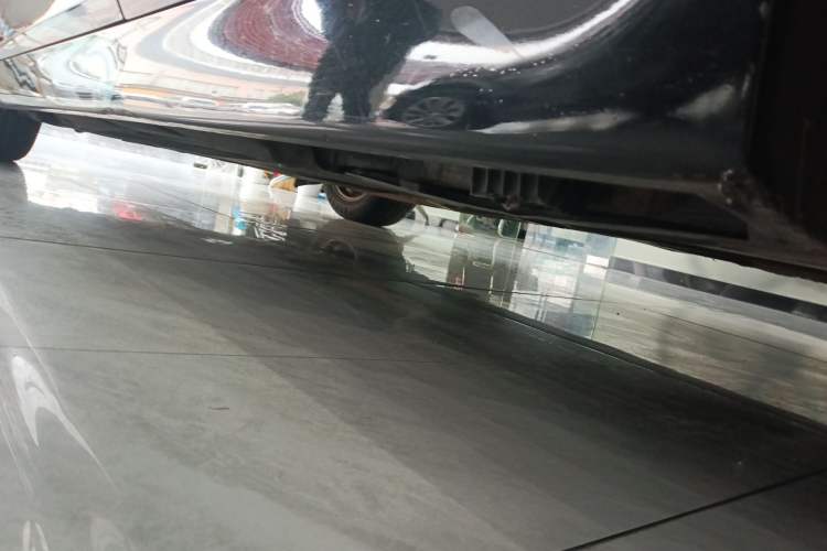 Used BMW 5 Series 2014 520i Elegant Edition Chassis Rear Left