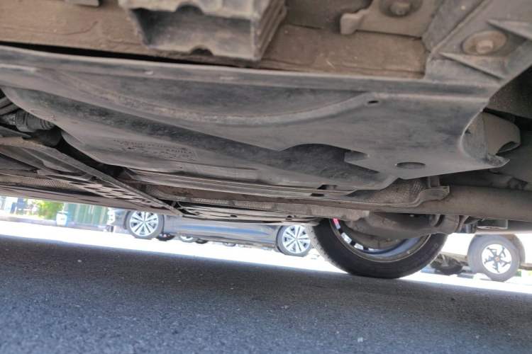 Used BMW 5 Series 2014 525Li Luxury Design Package Chassis Rear Left