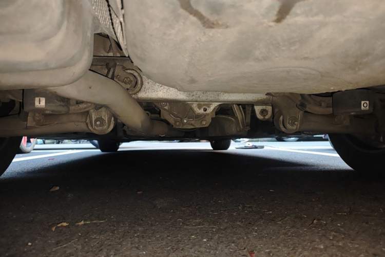 Used BMW 5 Series 2014 525Li Leading Model Chassis Rear